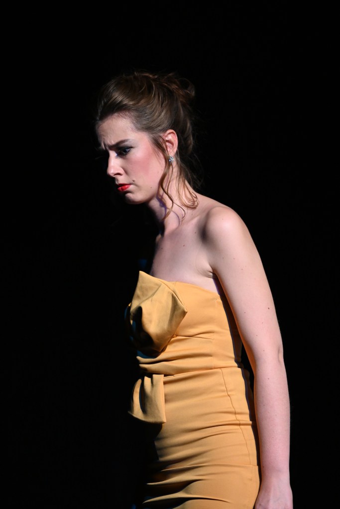 Compagnia nuova „La Traviata“ – Flora Bervoix/Annina Foto: Horst Dömötör